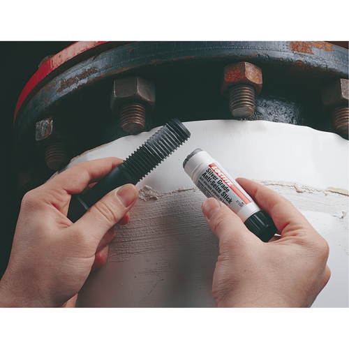 Antigrippant calibre argent&eacute; Quickstix, B&acirc;ton Canadian Safety Group Inc.