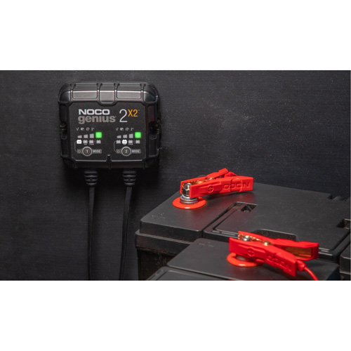 Genius&reg; 2X2 2-Bank, 4-Amp Battery Charger Canadian Safety Group Inc.