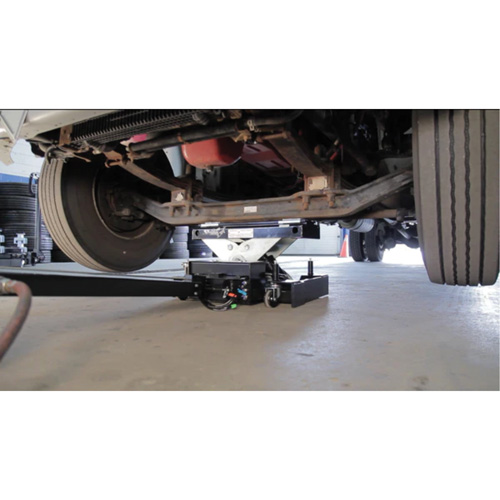 Cric de service de plancher, 12 tonne(s) Capacit&eacute;, 7-1/2" Abaiss&eacute;e, 15-3/4" &eacute;lev&eacute;e, Air comprim&eacute;/hydraulique Canadian Safety Group Inc.