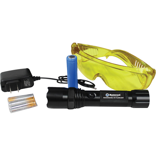 Lampe de poche UV rechargeable Canadian Safety Group Inc.