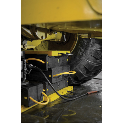 12-Piece CribLok Composite Cribbing System Kit Canadian Safety Group Inc.