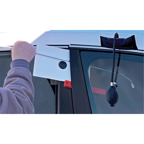 Trousse doutils douverture durgence &agrave; longue port&eacute;e Canadian Safety Group Inc.