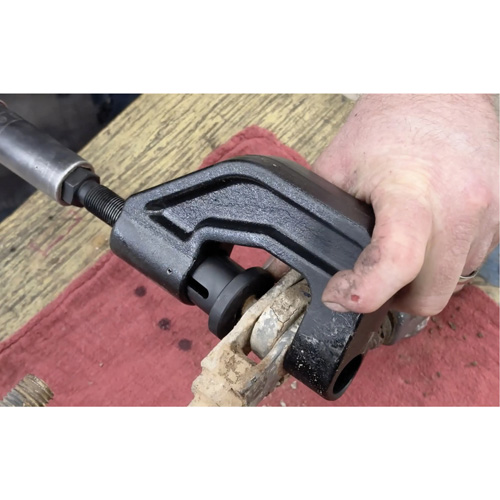 Brake Clevis Pin Press for Class 6-8 Trucks Canadian Safety Group Inc.