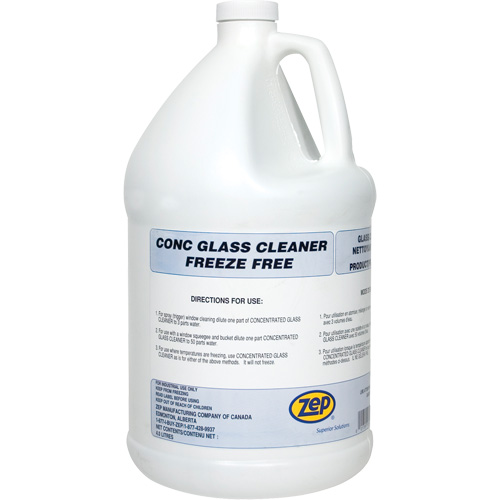 Nettoyant pour verre concentr&eacute; &agrave; l&eacute;preuve du gel, 4 L, Cruche Canadian Safety Group Inc.