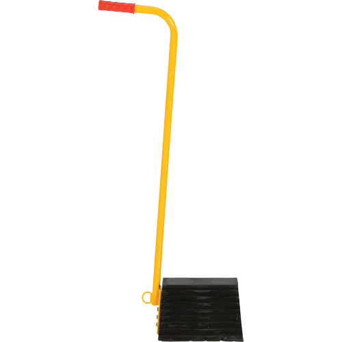 Ergo Handle Wheel Chock, 9-1/4" x 8" x 6", Black Canadian Safety Group Inc.