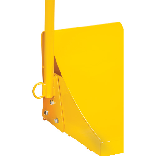 Ice Chock with Ergonomic Handle, Steel, Yellow, 8-1/16" W x 10-5/8" D x 8-13/16" H Canadian Safety Group Inc.
