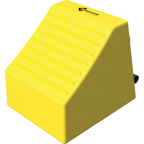 Cale de roue ultra-robuste pour l'exploitation mini&egrave;re Checkers Safety, PEHD, Jaune, 14-1/2" la x 17-1/2" p x 16" h Canadian Safety Group Inc.