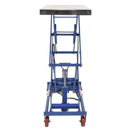 Pneumatic Hydraulic Scissor Lift Table, Steel, 35-1/2" L x 20" W, 800 lbs. Cap. Canadian Safety Group Inc.