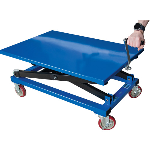 Manual Scissor Lift Table, 37-3/8" L x 23-5/8" W, Steel, 660 lbs. Capacity Canadian Safety Group Inc.