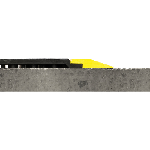 Tapis 24/Seven, Caoutchouc, 3' la c, 3' lo, 5/8" &eacute;paisseur, Noir Canadian Safety Group Inc.