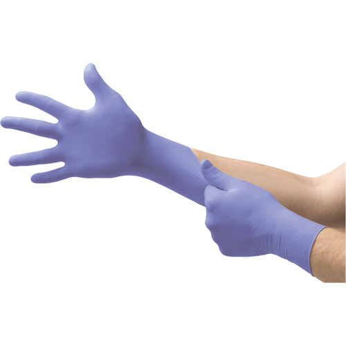 Supreno&reg; SE SU-690 Examination Gloves, Large, Nitrile, 7.1-mil, Powder-Free, Purple, Class 2 Canadian Safety Group Inc.