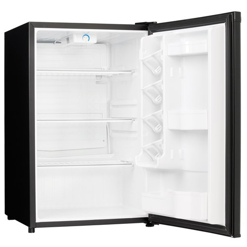Compact Refrigerator, 32-11/16" H x 20-11/16" W x 20-7/8" D, 4.4 cu. ft. Capacity Canadian Safety Group Inc.