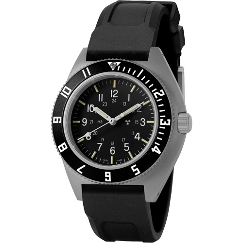 Montre Steel Navigator sur ensemble bracelet en caoutchouc noir de trois morceaux, Num&eacute;rique, &agrave; piles, 41 mm, Noir Canadian Safety Group Inc.