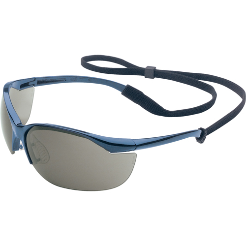 Lunettes de s&eacute;curit&eacute; Uvex Vapor, Lentille Grise/fum&eacute;e, Anti-&eacute;gratignures, ANSI Z87+/R&eacute;pond ou surpasse la norme CSA Z94.3 Canadian Safety Group Inc.
