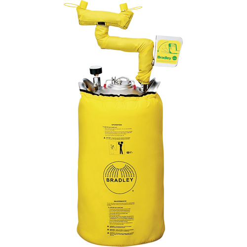 Douche oculaire portative avec enveloppe chauffante, Pressuris&eacute;, Capacit&eacute; 15 gal., Conformit&eacute; ANSI Z358.1 Canadian Safety Group Inc.