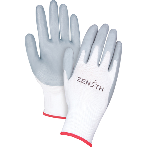 Gants l&eacute;gers enduits et respirants, 7/Petit, R&ecirc;vetement Mousse de nitrile, Calibre 13, Enveloppe en Polyester Canadian Safety Group Inc.