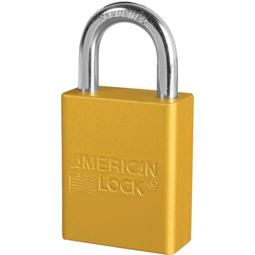Cadenas de s&eacute;curit&eacute; American Lock, Jaune, Cl&eacute;s identiques, Aluminium, Largeur de 1-1/2" Canadian Safety Group Inc.