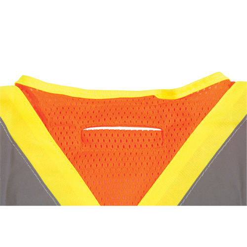 Veste d'arpenteur haute visibilit&eacute;, conforme &agrave; la CSA, Orange haute visibilit&eacute;, Moyen, Polyester Canadian Safety Group Inc.