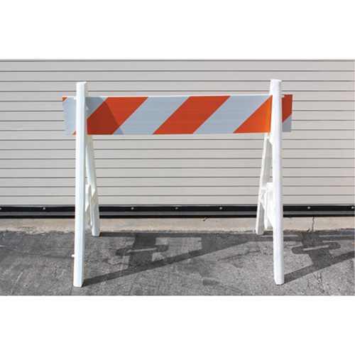 Barricades, En A, 96" lo x 40" h, Orange/Blanc Canadian Safety Group Inc.