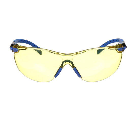 Lunettes de s&eacute;curit&eacute; Solus avec lentilles Scotchgard, Lentille Ambr&eacute;e, Antibu&eacute;e, R&eacute;pond ou surpasse la norme CSA Z94.3 Canadian Safety Group Inc.