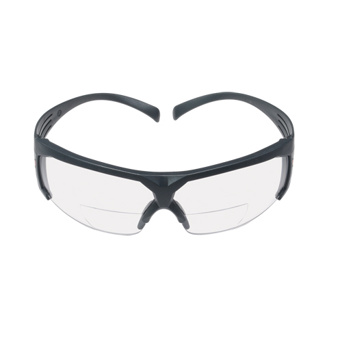 Lunettes de s&eacute;curit&eacute; de s&eacute;rie 600 SecureFit avec verres de lecture, Antibu&eacute;e, Transparent, Dioptrie 1,5 Canadian Safety Group Inc.