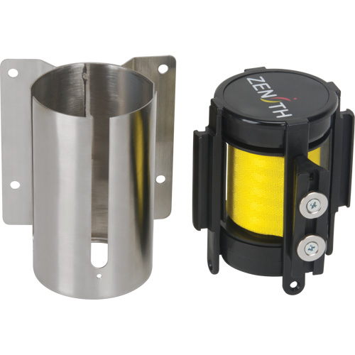Barri&egrave;re &agrave; fixation murale avec ruban magn&eacute;tique, Acier, Fixation par vis, 7', Ruban Jaune Canadian Safety Group Inc.