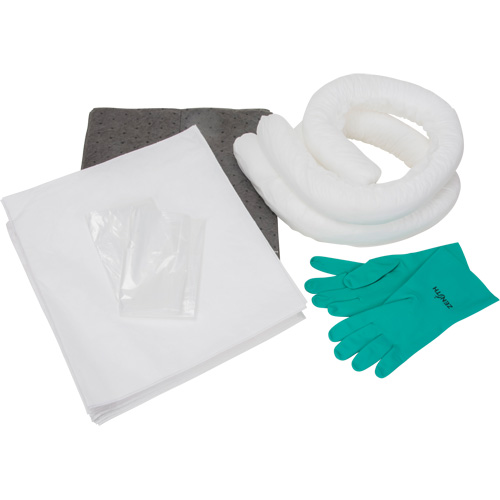 Spill Kit, Oil Only/Universal, Bag, 10 US gal. Absorbancy Canadian Safety Group Inc.