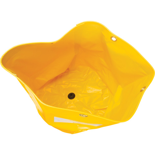 D&eacute;viateur de fuite de tuyauterie, 1,5' lo x 1,5' la, PEHD Canadian Safety Group Inc.