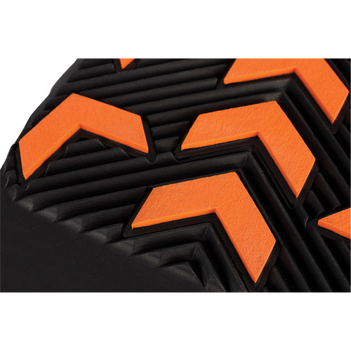 GripPro Spikeless Traction Aid, Rubber, Grooved Traction, Medium/Small Canadian Safety Group Inc.