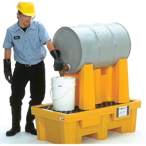 Syst&egrave;me de confinement Ultra-Drum pour 1 baril avec drain, 52" lo x 29" la x 49,5" ha, 750 gal. US Capacit&eacute; Canadian Safety Group Inc.