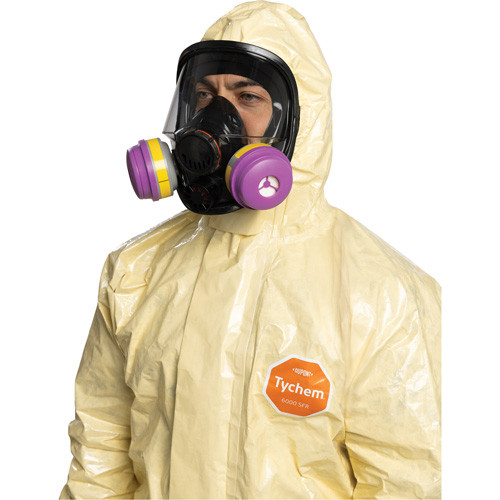 Combinaison 6000 SFR Tychem, Taille Petit, Khaki Canadian Safety Group Inc.