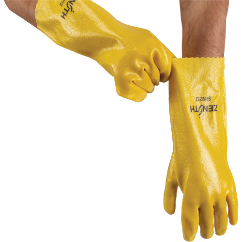 Gants &agrave; fini rugueux et r&eacute;sistants aux produits chimiques, Taille 9, 14" lo, PVC, Doublure en Interlock, 47-mil Canadian Safety Group Inc.