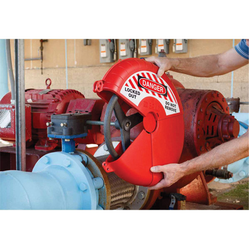 Dispositif de verrouillage coulissant pour vanne &agrave; opercule, Type Volant Canadian Safety Group Inc.