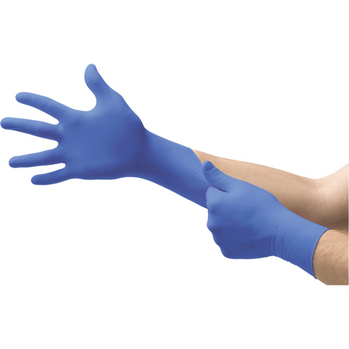 Gants jetables N21 MICROFLEX, 8,5/9/Grand, Nitrile, 4,7 mils/5,5-mil, Sans poudre, Cobalt, Classe 2 Canadian Safety Group Inc.
