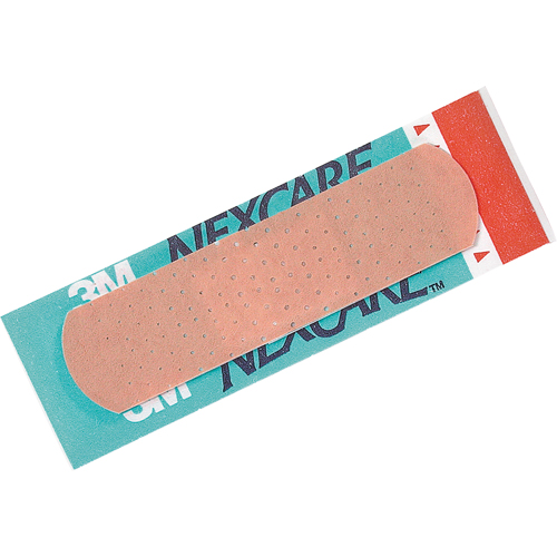 Bandages confortables Nexcare, Rectangulaire/carr&eacute;e, 3", Tissu, St&eacute;rile Canadian Safety Group Inc.