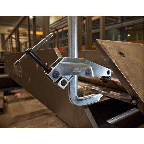 Claw Clamp Canadian Safety Group Inc.