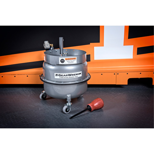 Air Pump Brake Bleeder Tank Canadian Safety Group Inc.
