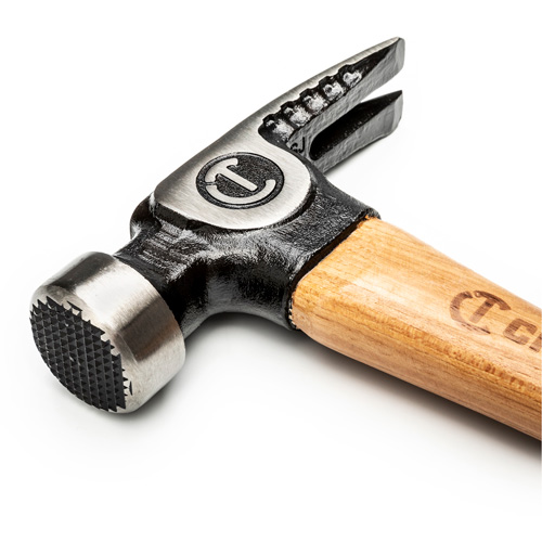 Marteau de charpente &agrave; face meul&eacute;e, 22 oz, Prise en Bois, 18" lo Canadian Safety Group Inc.