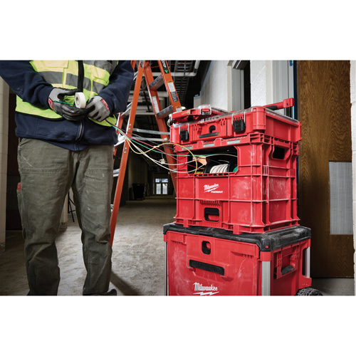 Bac distributeur de fils XL PACKOUT, 15-3/4" x 18-5/8" x 15", Noir/Rouge Canadian Safety Group Inc.