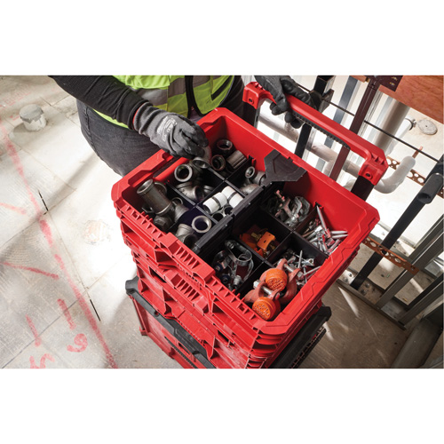 Bac &agrave; profil bas PACKOUT, 15" x 18-5/8" x 6-5/8", Noir/Rouge Canadian Safety Group Inc.