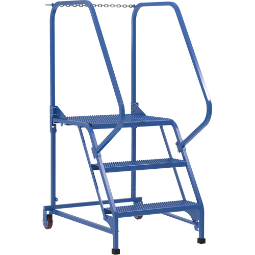 Maintenance Ladder, 3 Steps, 23-9/16" Step Width, 30" Platform Height, Steel Canadian Safety Group Inc.