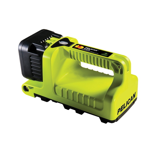 Lantern, LED, 588 Lumens, C Batteries Canadian Safety Group Inc.
