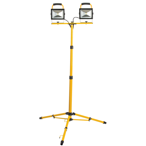 Twin-Head Work Light, LED, 40 W, 4800 Lumens, Aluminum Housing Canadian Safety Group Inc.