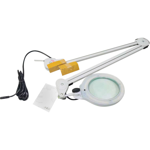 Lampe grossissante, Dioptrie 3, Ampoule DEL, Bras de 45", Pinces serre-joints, Gris Canadian Safety Group Inc.