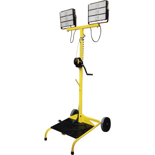 Chariot &agrave; lampe Beacon978 avec treuil, DEL, 150 W, 22500 lumens, Boîtier en Aluminium Canadian Safety Group Inc.