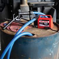 Pompe de transfert de carburant 12 V CC avec pistolet Canadian Safety Group Inc.