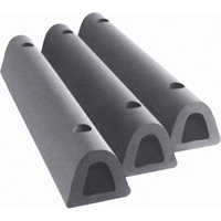 D&eacute;fenses de quai en caoutchouc refoul&eacute;, Caoutchouc, 4-1/2" la x 12" lo x 3-3/4" p Canadian Safety Group Inc.