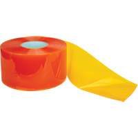 Rideau en lani&egrave;res, 164' x 8" x 0,08" Canadian Safety Group Inc.