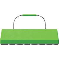 Cale de roue pour avion Checkers Safety SafeRay avec poign&eacute;e &agrave; c&acirc;ble & patin en caoutchouc, Ur&eacute;thane, Vert fluorescent, 24" la x 8" p x 6" h Canadian Safety Group Inc.