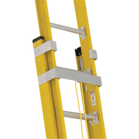 Industrial Heavy-Duty Extension Ladders (6200 Series), 375 lbs. Cap., 13' H, Grade 1AA Canadian Safety Group Inc.